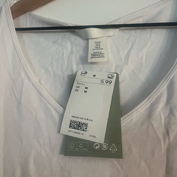 Basic tees from H&M - Picture 6 of 6